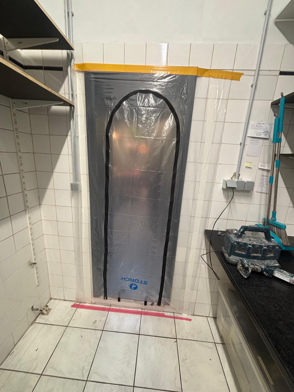 Protection de la zone de travail réalisé par T-Construct
